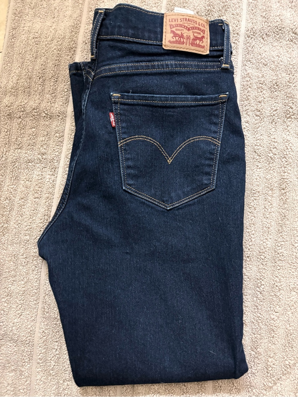 Levi's Women's 725 High Rise Dark Indigo Straight Leg Jeans